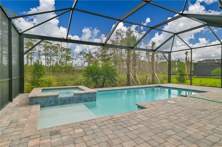 13699  Blue Bay  CIR, Fort Myers, FL 33913