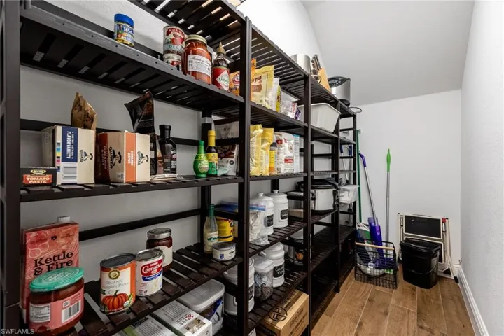 5751  Jackson  RD, Fort Myers, FL 33905