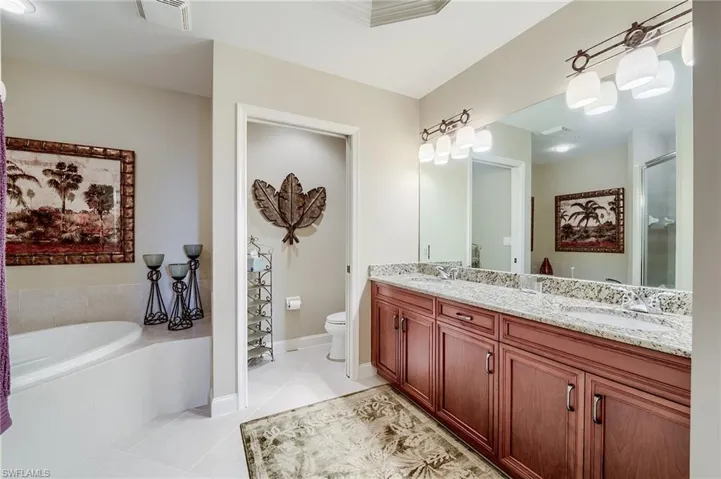 Excellent Master Bath!