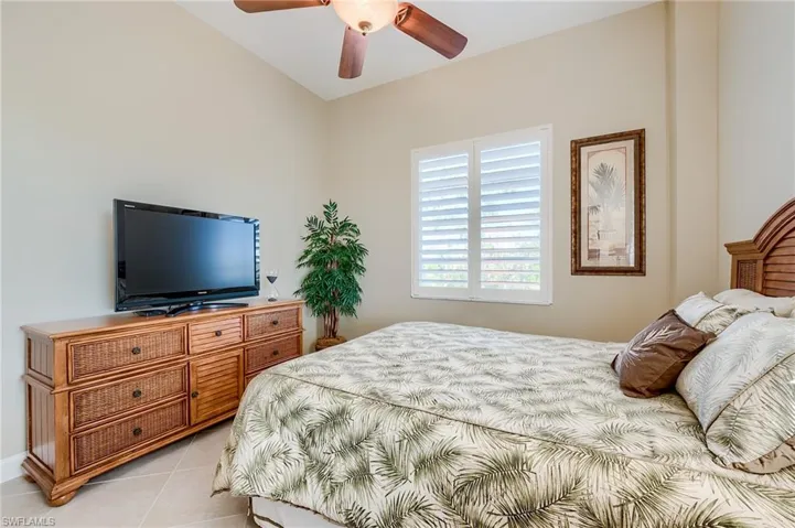 Guest Bedroom!