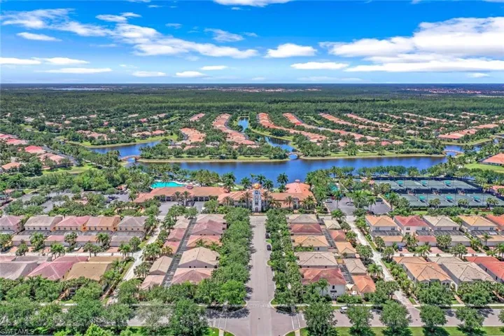 15039  Reef  LN, Bonita Springs, FL 34135