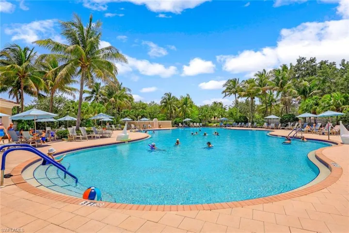 15039  Reef  LN, Bonita Springs, FL 34135