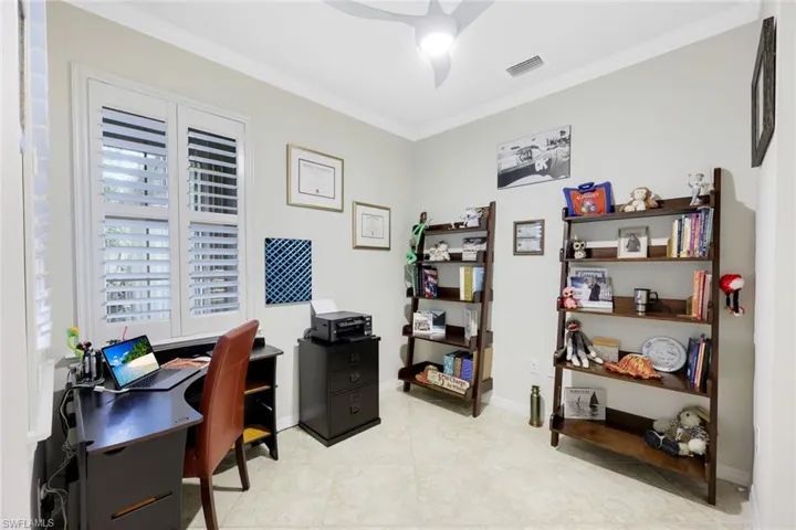 15039  Reef  LN, Bonita Springs, FL 34135