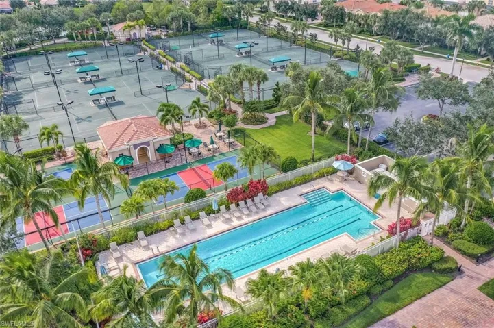15039  Reef  LN, Bonita Springs, FL 34135