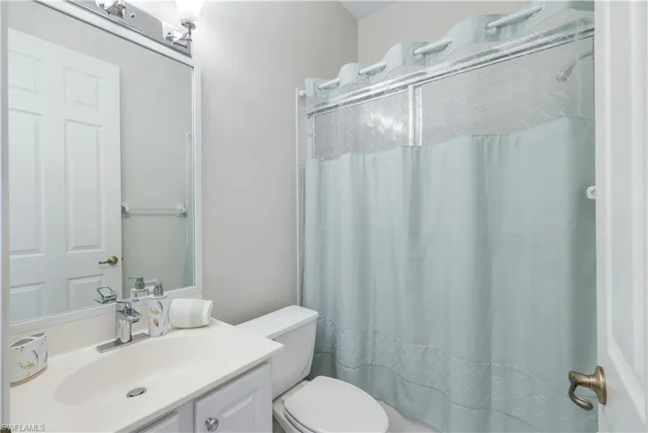 Guest bath 2