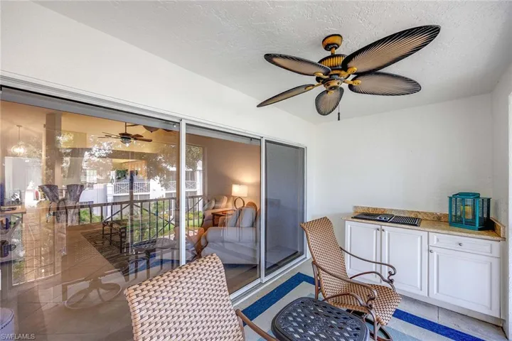 7070  Barrington  CIR, Naples, FL 34108