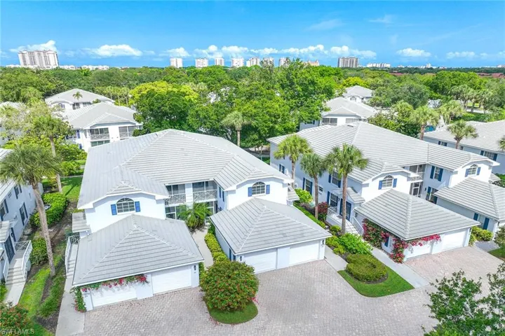 7070  Barrington  CIR, Naples, FL 34108
