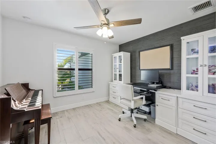 Den /  Office