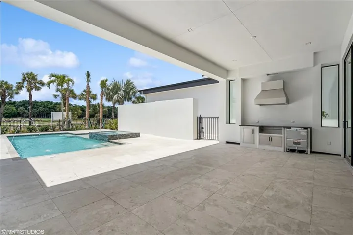 19044 Via Messina Way, Miromar Lakes, Florida 33913