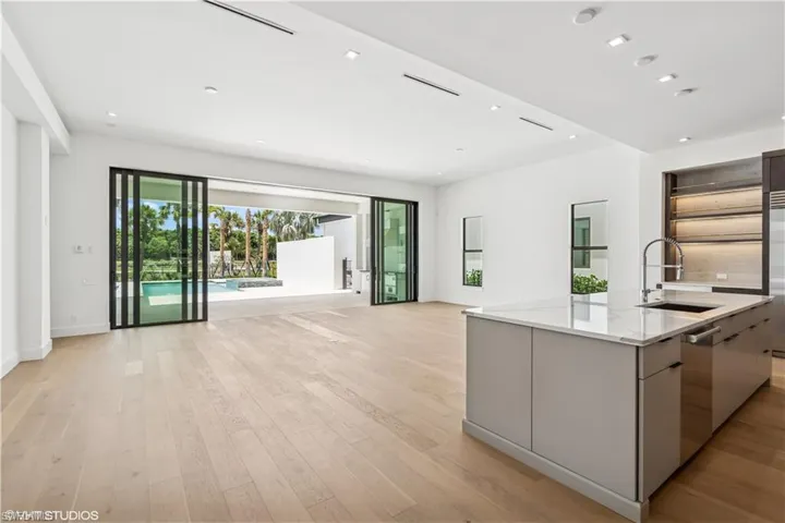 19044 Via Messina Way, Miromar Lakes, Florida 33913