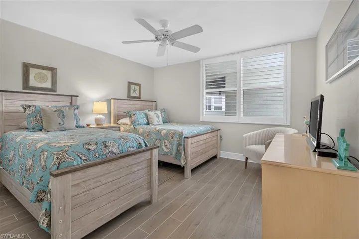 270 Naples Cove Dr 3403, Naples, Florida 34110