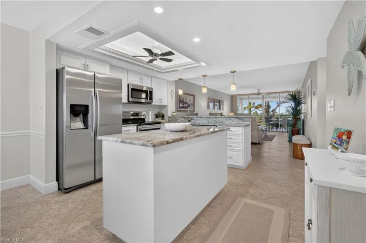 270 Naples Cove Dr 3403, Naples, Florida 34110