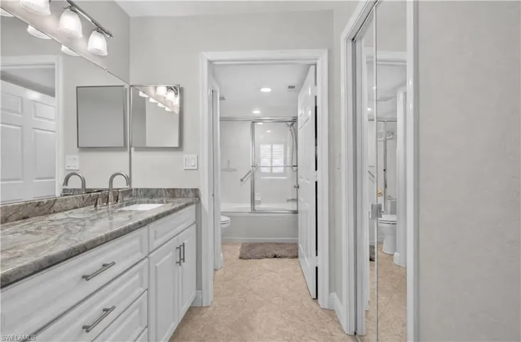 270 Naples Cove Dr 3403, Naples, Florida 34110