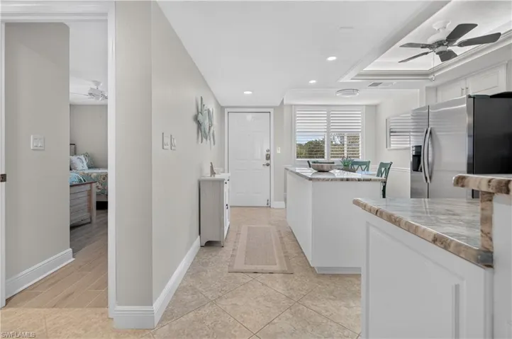270 Naples Cove Dr 3403, Naples, Florida 34110