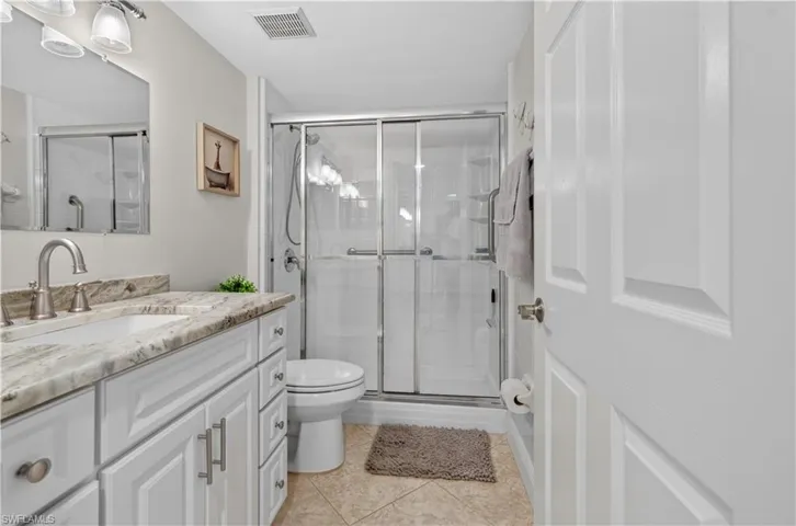 270 Naples Cove Dr 3403, Naples, Florida 34110