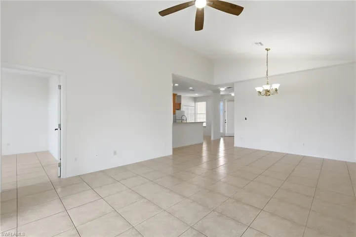 4327 Avian Ave, Fort Myers, Florida 33916