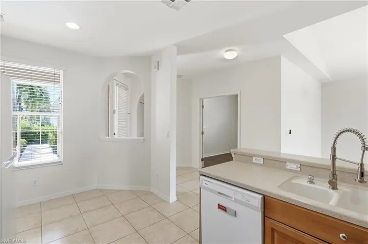 4327 Avian Ave, Fort Myers, Florida 33916