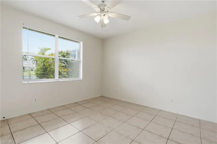 4327 Avian Ave, Fort Myers, Florida 33916