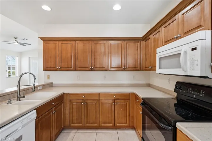 4327 Avian Ave, Fort Myers, Florida 33916