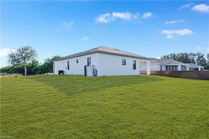 4700 Dora Ave S, Lehigh Acres, Florida 33974