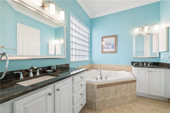 10382  Carolina Willow  DR, Fort Myers, FL 33913
