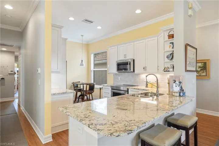 10382  Carolina Willow  DR, Fort Myers, FL 33913