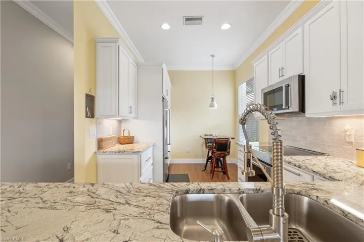 10382  Carolina Willow  DR, Fort Myers, FL 33913