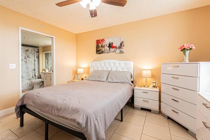 1150  Wildwood Lakes  BLVD, Naples, FL 34104