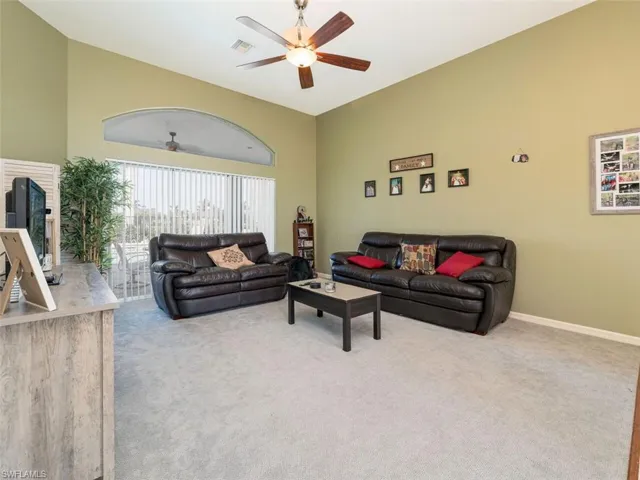 11941  Princess Grace  CT, Cape Coral, FL 33991