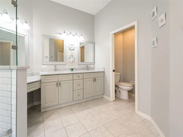 11941  Princess Grace  CT, Cape Coral, FL 33991