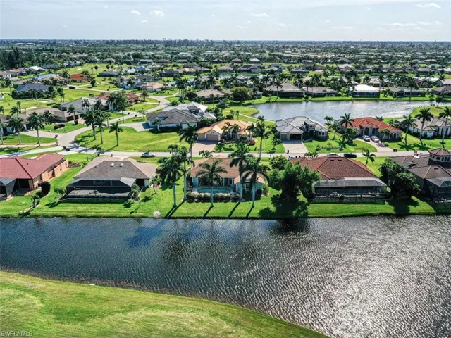 11941  Princess Grace  CT, Cape Coral, FL 33991