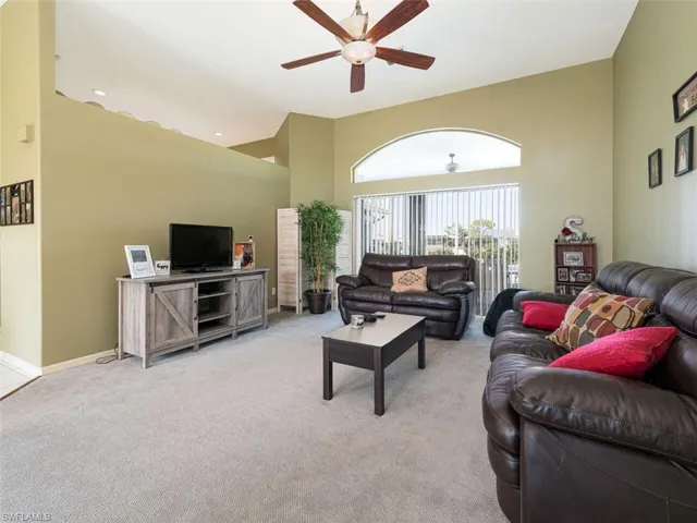 11941  Princess Grace  CT, Cape Coral, FL 33991