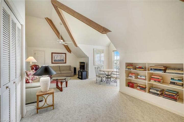 Upsairs Loft