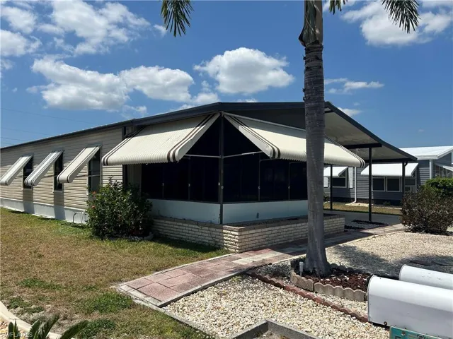 3141  Running Deer  DR, North Fort Myers, FL 33917