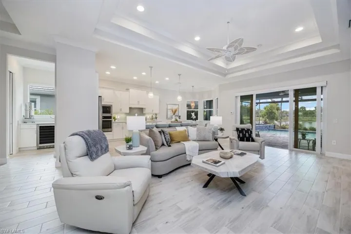 5773  Anegada  DR, Naples, FL 34113