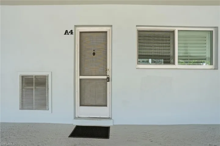 421 12th Ave S A4, Naples, Florida 34102