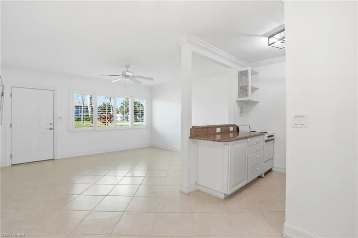 421 12th Ave S A4, Naples, Florida 34102
