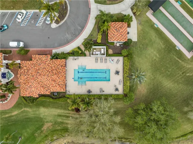 Fitness room and separate pool