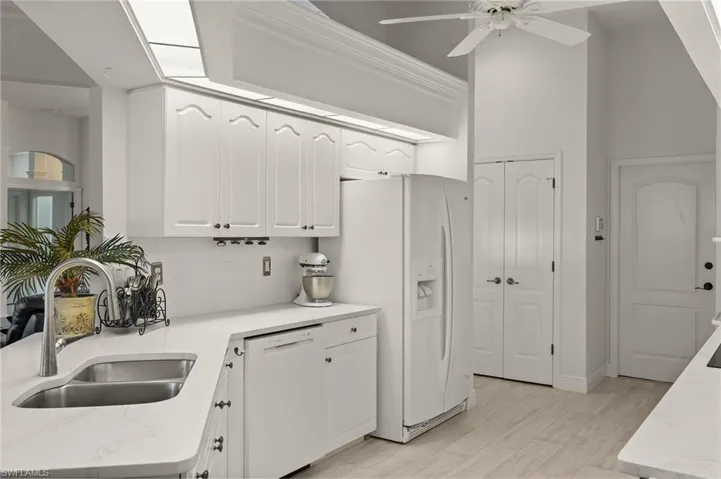 Quartz counters