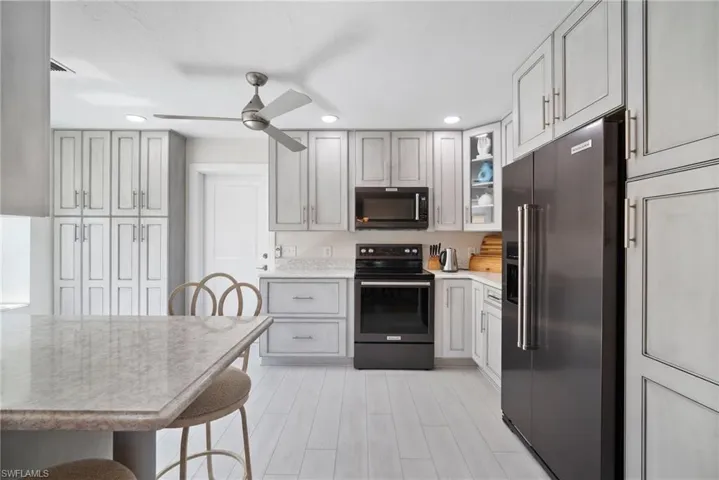 5672 Arvine Cir, Fort Myers Fl 33919