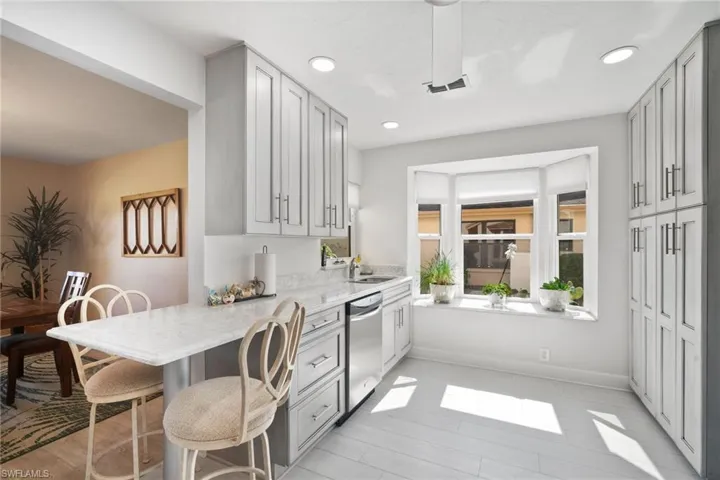 5672 Arvine Cir, Fort Myers Fl 33919