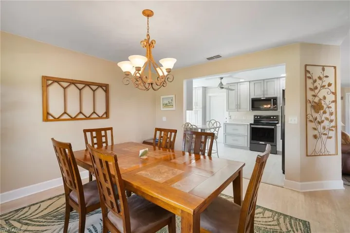 5672 Arvine Cir, Fort Myers Fl 33919