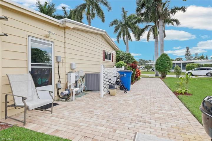26297  Imperial Harbor  BLVD, Bonita Springs, FL 34135