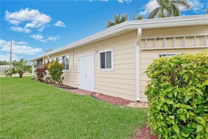 26297  Imperial Harbor  BLVD, Bonita Springs, FL 34135