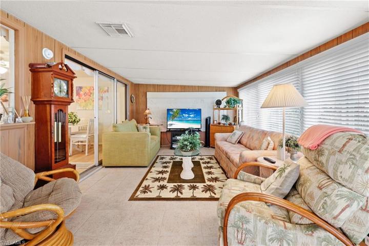 26297  Imperial Harbor  BLVD, Bonita Springs, FL 34135