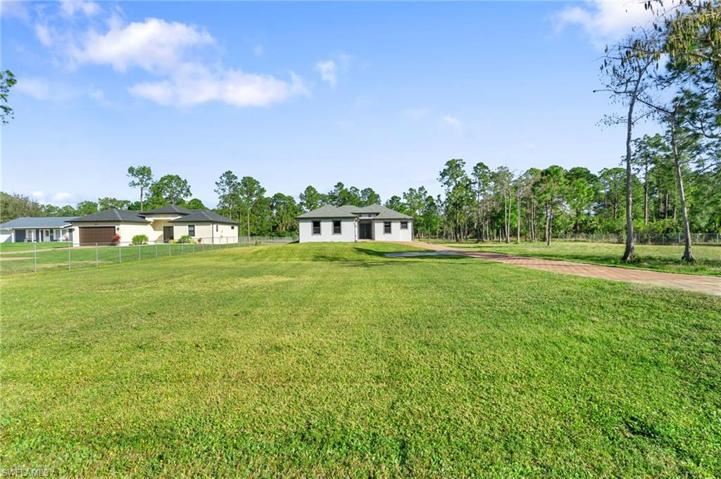 3011  12th NE AVE, Naples, FL 34120