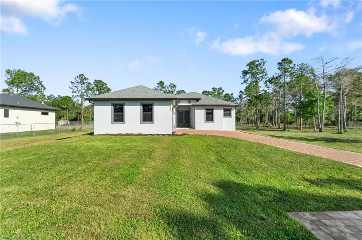 3011  12th NE AVE, Naples, FL 34120