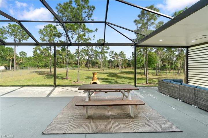3011  12th NE AVE, Naples, FL 34120