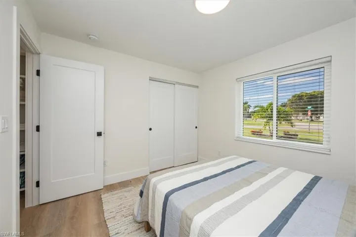3560  Corana  WAY, Naples, FL 34105