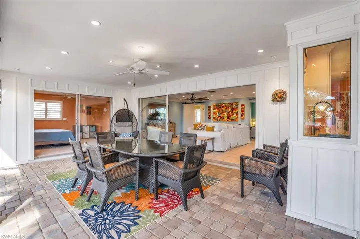 956  Wittman  DR, Fort Myers, FL 33919